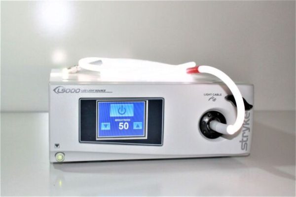STRYKER L9000 Light Source